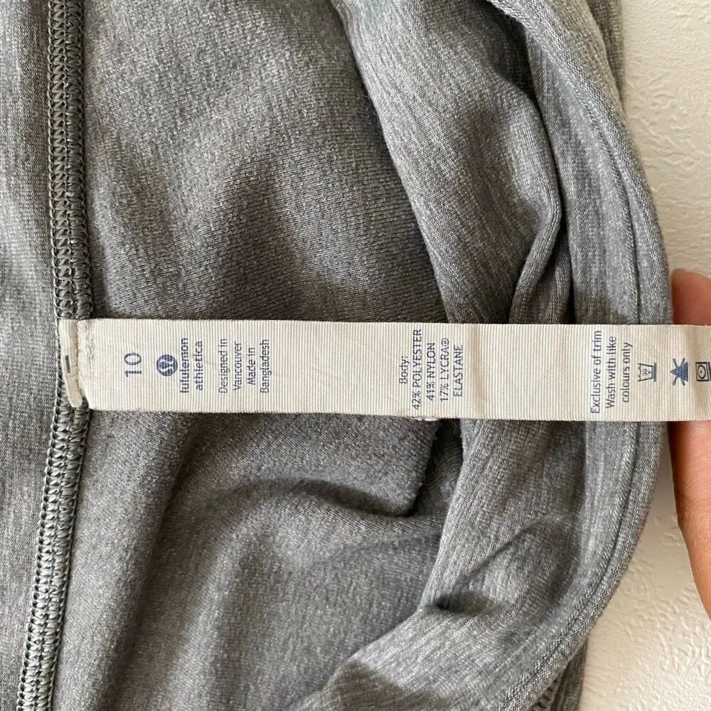 Lululemon Gray Cropped Leggings Size 10 Athleisure Activewear Yoga Pants